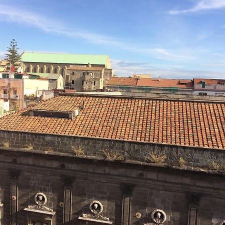 Casa Nel Cuore Di Napoli Apartment Екстериор снимка