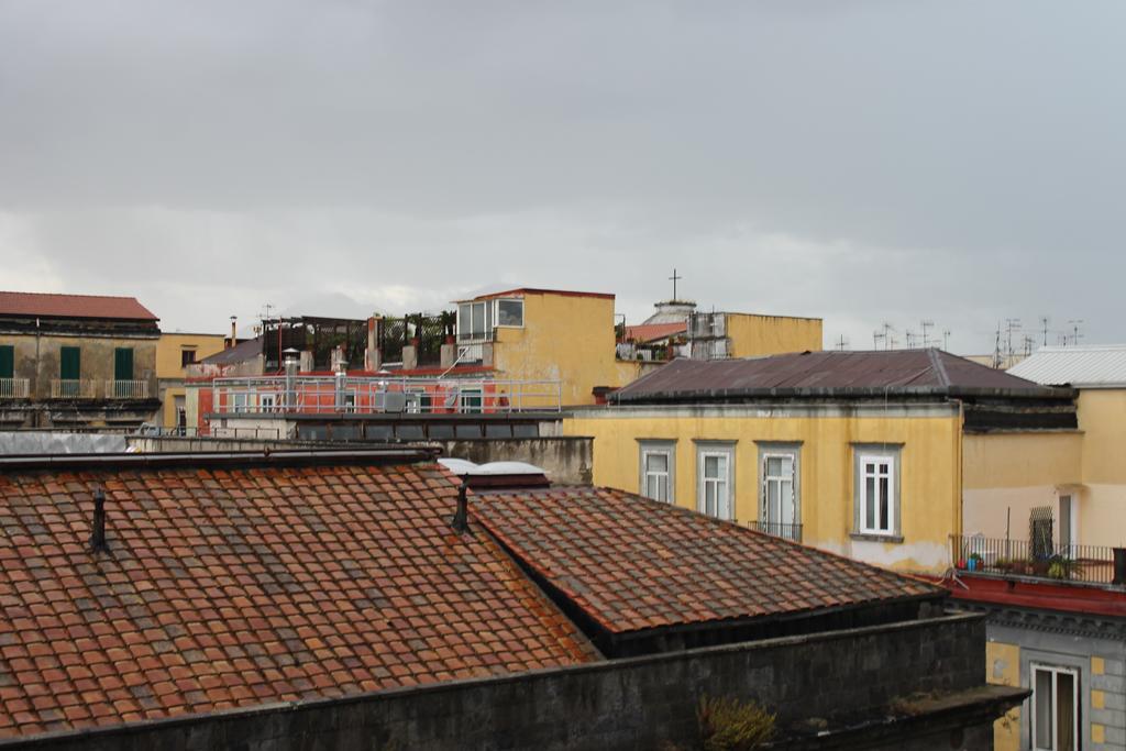 Casa Nel Cuore Di Napoli Apartment Екстериор снимка